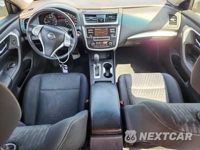 Zdjęcie 8 z 12 samochodu: 2017 NISSAN ALTIMA 2.5 SV VIN:1N4AL3AP8HC204845 - miniatura