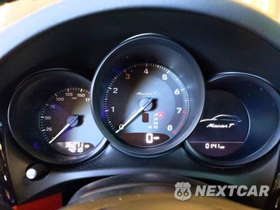 Zdjęcie 9 z 13 samochodu: 2023 PORSCHE MACAN BASE VIN:WP1AA2A59PLB03433 - miniatura