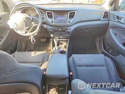 Zdjęcie 8 z 12 samochodu: 2017 HYUNDAI TUCSON SPORT VIN:KM8J33A22HU281246 - miniatura