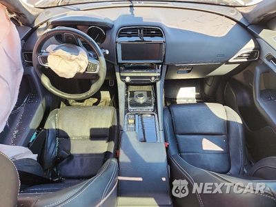 Zdjęcie 8 z 13 samochodu: 2019 JAGUAR F-PACE S VIN:SADCM2FV8KA616577 - miniatura