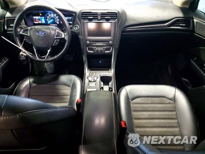 Zdjęcie 8 z 12 samochodu: 2018 FORD FUSION SE VIN:3FA6P0HDXJR196047 - miniatura