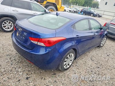 Trzecie zdjęcie samochodu z tyłu: 2013 HYUNDAI ELANTRA GLS VIN:KMHDH4AE2DU485263 - miniatura
