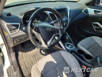 Zdjęcie 8 z 12 samochodu: 2014 HYUNDAI VELOSTER BASE VIN:KMHTC6AD9EU188800 - miniatura