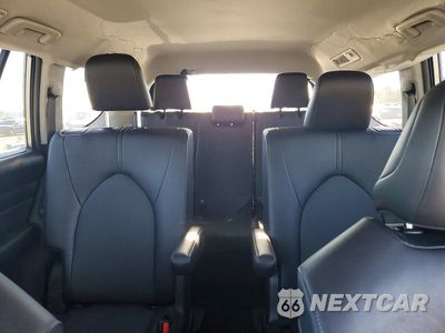 Zdjęcie 10 z 13 samochodu: 2025 TOYOTA GRAND HIGHLANDER XLE VIN:5TDAAAA51SS022901 - miniatura