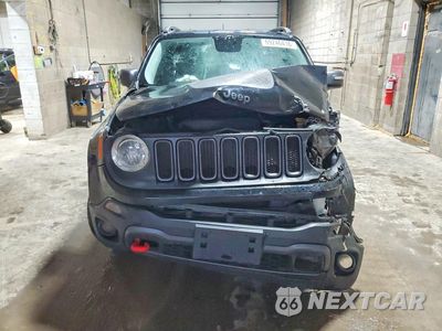 Piąte zdjęcie samochodu w środku: 2017 JEEP RENEGADE TRAILHAWK VIN:ZACCJBCB3HPE97554 - miniatura