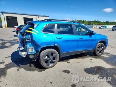 Trzecie zdjęcie samochodu z tyłu: 2021 JEEP CHEROKEE LATITUDE PLUS VIN:1C4PJLLB1MD144195 - miniatura