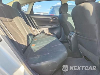 Zdjęcie 10 z 12 samochodu: 2018 NISSAN SENTRA S VIN:3N1AB7AP8JY315514 - miniatura