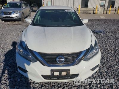 Piąte zdjęcie samochodu w środku: 2017 NISSAN ALTIMA 2.5 S VIN:1N4AL3AP3HC496615 - miniatura