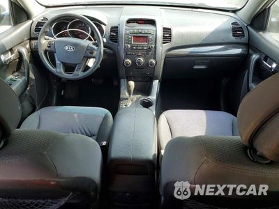 Zdjęcie 8 z 13 samochodu: 2011 KIA SORENTO LX VIN:5XYKT3A16BG173950 - miniatura