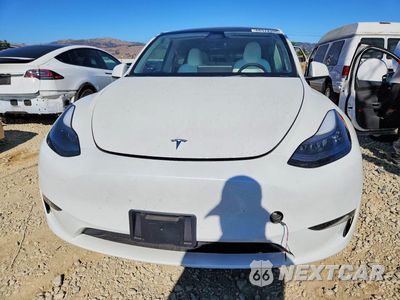 Piąte zdjęcie samochodu w środku: 2024 TESLA MODEL Y VIN:7SAYGAEE6RF152794 - miniatura