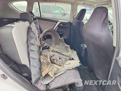 Zdjęcie 11 z 13 samochodu: 2017 TOYOTA RAV4 XLE VIN:2T3RFREV3HW605667 - miniatura