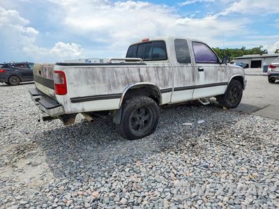 Trzecie zdjęcie samochodu z tyłu: 1996 TOYOTA T100 DX VIN:JT4TN12D4T0018056 - miniatura