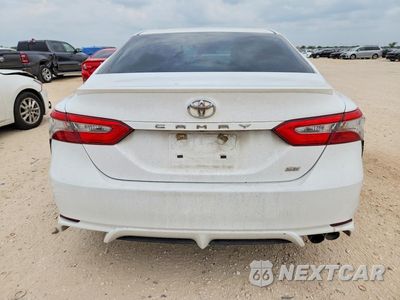 Zdjęcie 6 z 12 samochodu: 2018 TOYOTA CAMRY SE VIN:4T1B11HK0JU678013 - miniatura