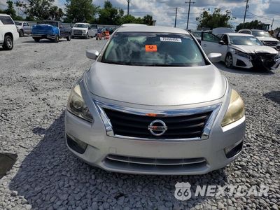 Piąte zdjęcie samochodu w środku: 2015 NISSAN ALTIMA 2.5 S VIN:1N4AL3AP1FC483665 - miniatura