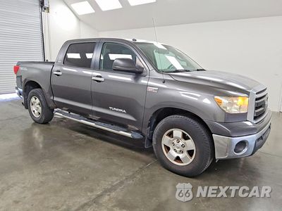Czwarte zdjęcie samochodu z boku: 2011 TOYOTA TUNDRA CREWMAX SR5 VIN:5TFEY5F19BX100345 - miniatura