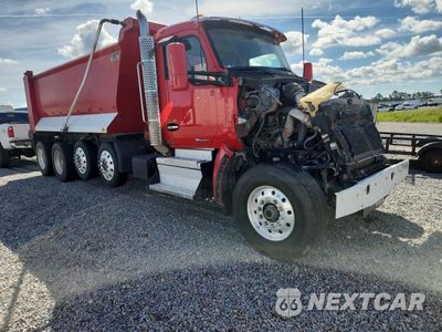Czwarte zdjęcie samochodu z boku: 2018 KENWORTH T880 DUMP TRUCK VIN:1NKZXKTX1JJ200287 - miniatura