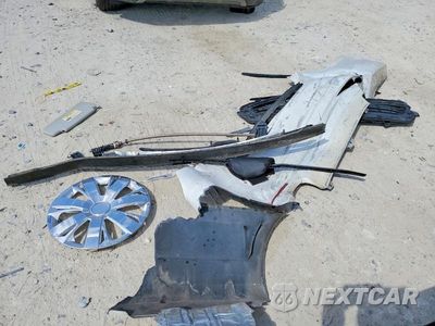 Zdjęcie 12 z 13 samochodu: 2011 VOLKSWAGEN JETTA SE VIN:3VWDX7AJ5BM302281 - miniatura