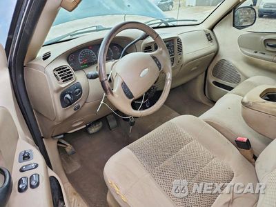Zdjęcie 8 z 12 samochodu: 2003 FORD F150 VIN:1FTRF17W23NA22921 - miniatura