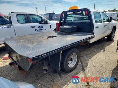 Trzecie zdjęcie samochodu z tyłu: 2013 CHEVROLET SILVERADO K3500 VIN:1GB4KZC89DF166199 - miniatura