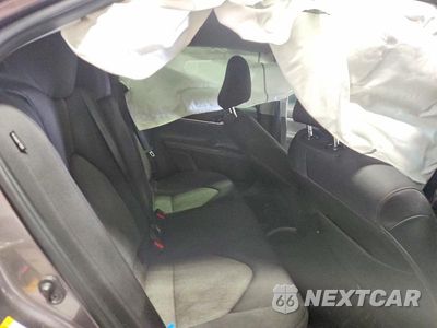 Zdjęcie 10 z 13 samochodu: 2018 TOYOTA CAMRY LE VIN:4T1B11HK7JU062566 - miniatura