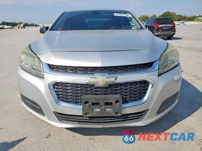 Piąte zdjęcie samochodu w środku: 2015 CHEVROLET MALIBU LS VIN:1G11B5SL2FF111411 - miniatura