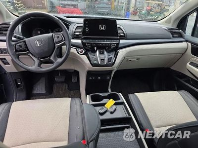 Zdjęcie 9 z 15 samochodu: 2025 HONDA ODYSSEY ELITE VIN:5FNRL6H99SB030901 - miniatura