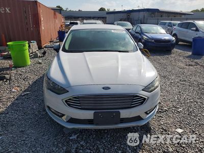 Piąte zdjęcie samochodu w środku: 2018 FORD FUSION SE VIN:3FA6P0HD3JR157557 - miniatura