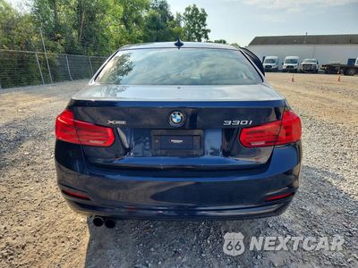 Zdjęcie 6 z 12 samochodu: 2017 BMW 330 XI VIN:WBA8D9C31HA004546 - miniatura