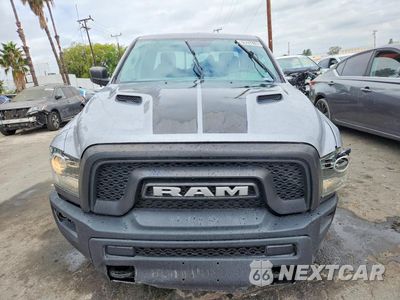 Piąte zdjęcie samochodu w środku: 2020 RAM 1500 CLASSIC WARLOCK VIN:1C6RR6GG4LS105577 - miniatura