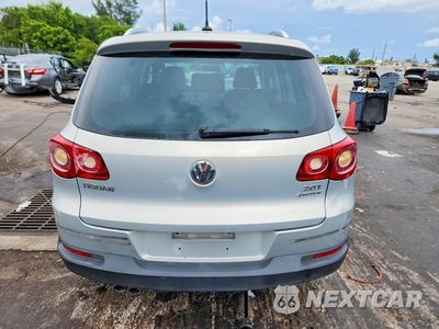 Zdjęcie 6 z 13 samochodu: 2010 VOLKSWAGEN TIGUAN SE VIN:WVGBV7AX9AW521775 - miniatura