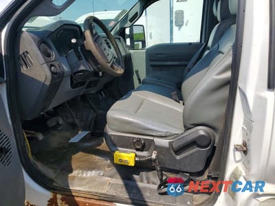 Zdjęcie 7 z 13 samochodu: 2015 FORD F350 SUPER DUTY DUMP TRUCK VIN:1FDRF3H69FEB00315 - miniatura