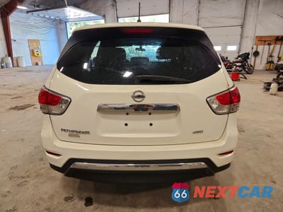 Zdjęcie 6 z 13 samochodu: 2014 NISSAN PATHFINDER S VIN:5N1AR2MMXEC712052 - miniatura