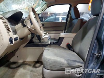Zdjęcie 7 z 13 samochodu: 2012 FORD ESCAPE XLS VIN:1FMCU0C7XCKC60064 - miniatura