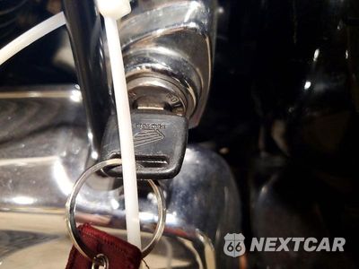 Zdjęcie 8 z 9 samochodu: 1998 HONDA VT1100 CT VIN:1HFSC3701WA000251 - miniatura