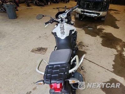 Zdjęcie 6 z 8 samochodu: 2013 TRIUMPH MOTORCYCLE TIGER 800 VIN:SMTE05BF8DJ566929 - miniatura