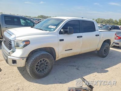2020 TOYOTA TUNDRA CREWMAX SR5 5TFEY5F11LX269003 - główne zdjęcie licytacji z USA - miniatura