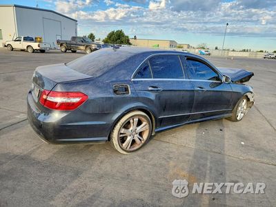 Trzecie zdjęcie samochodu z tyłu: 2013 MERCEDES-BENZ E 350 VIN:WDDHF5KB8DA743881 - miniatura