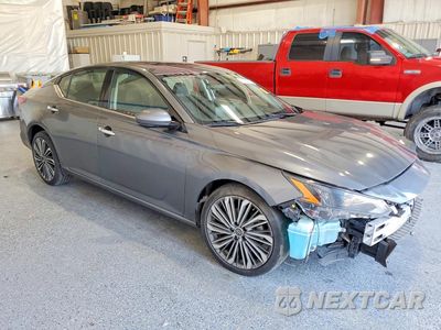 Czwarte zdjęcie samochodu z boku: 2023 NISSAN ALTIMA SL VIN:1N4BL4EV7PN338638 - miniatura