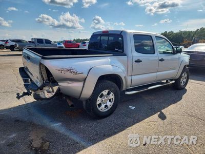 Trzecie zdjęcie samochodu z tyłu: 2006 TOYOTA TACOMA V6 VIN:3TMLU42N46M004818 - miniatura