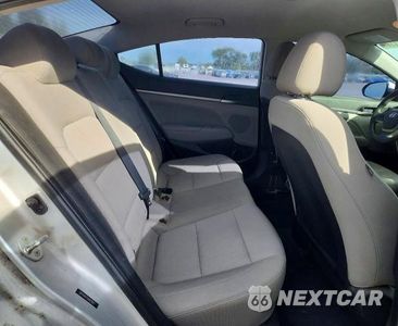 Zdjęcie 10 z 12 samochodu: 2018 HYUNDAI ELANTRA SEL VIN:5NPD84LFXJH313577 - miniatura