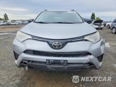 Piąte zdjęcie samochodu w środku: 2018 TOYOTA RAV4 LE VIN:2T3ZFREV8JW451673 - miniatura