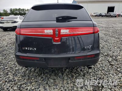 Zdjęcie 6 z 12 samochodu: 2018 LINCOLN MKT VIN:2LMHJ5NK2JBL00775 - miniatura