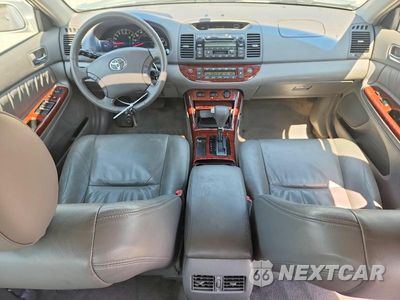 Zdjęcie 8 z 12 samochodu: 2006 TOYOTA CAMRY XLE V6 VIN:JTDBF30K860170447 - miniatura