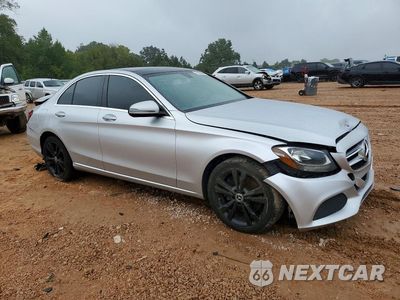 Czwarte zdjęcie samochodu z boku: 2017 MERCEDES-BENZ C 300 4MATIC VIN:55SWF4KB5HU231163 - miniatura