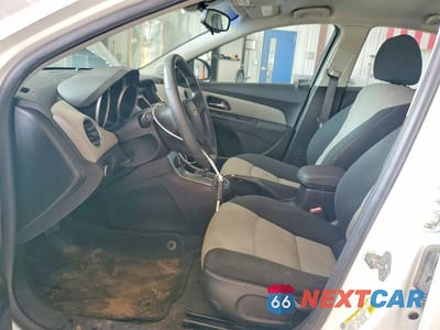 Zdjęcie 7 z 12 samochodu: 2012 CHEVROLET CRUZE LS VIN:1G1PC5SH8C7238267 - miniatura