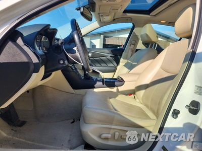 Zdjęcie 7 z 12 samochodu: 2015 INFINITI Q50 PREMIUM VIN:JN1BV7AR0FM396273 - miniatura