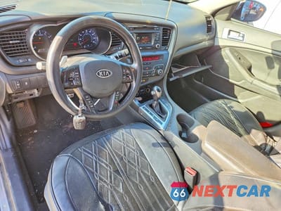 Zdjęcie 8 z 12 samochodu: 2012 KIA OPTIMA SX VIN:5XXGR4A61CG025314 - miniatura