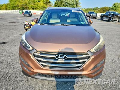 Piąte zdjęcie samochodu w środku: 2016 HYUNDAI TUCSON SPORT VIN:KM8J3CA20GU246347 - miniatura