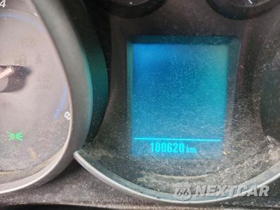 Zdjęcie 9 z 12 samochodu: 2014 CHEVROLET CRUZE LS VIN:1G1PA5SH3E7462703 - miniatura