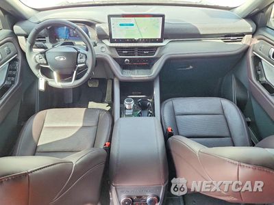 Zdjęcie 8 z 13 samochodu: 2025 FORD EXPLORER PLATINUM VIN:1FMUK7HH9SGC85351 - miniatura